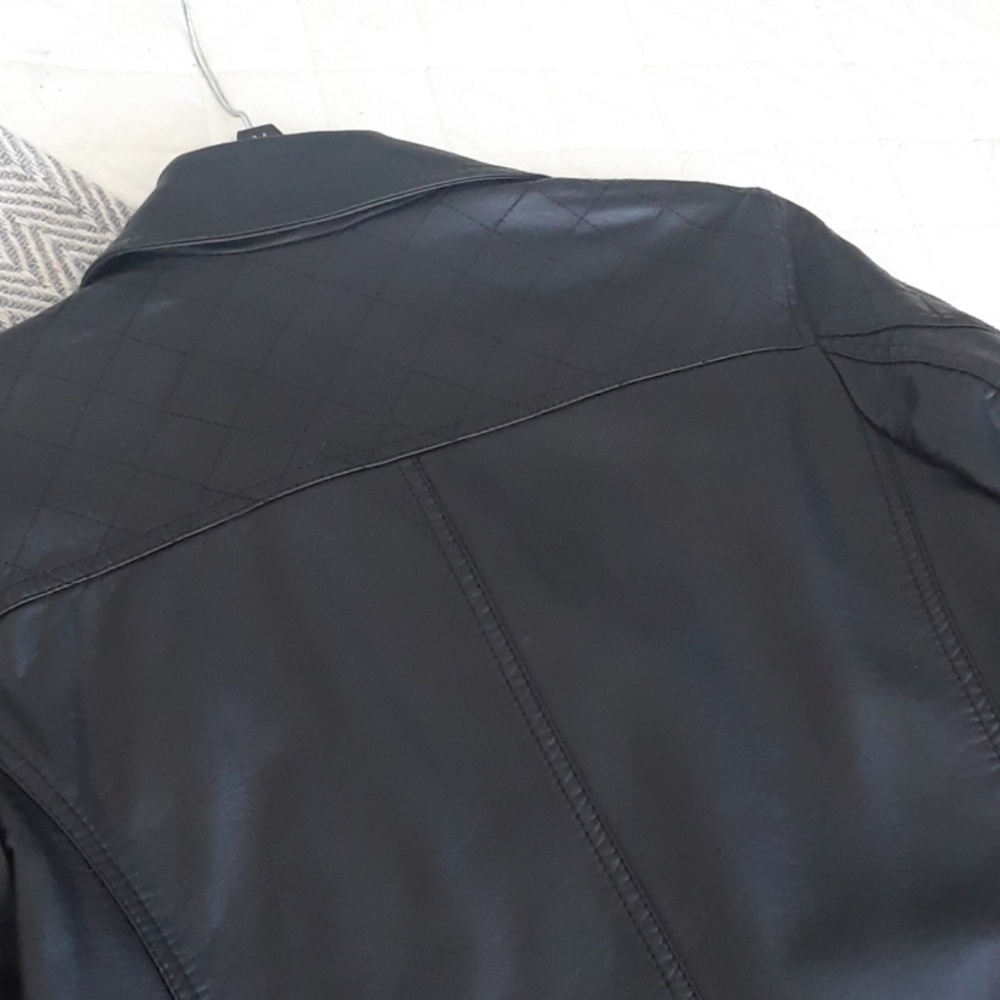 Leather jacket - Picture 7 of 7